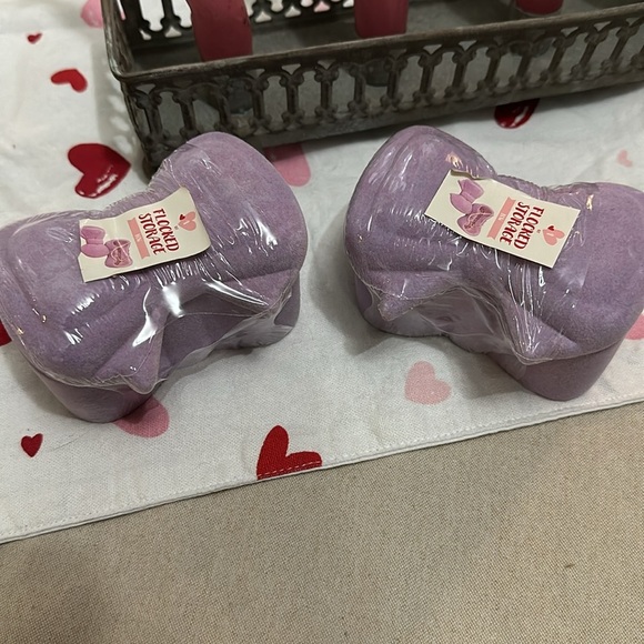 Set of 2 flocked storage bow containers - Picture 1 of 6